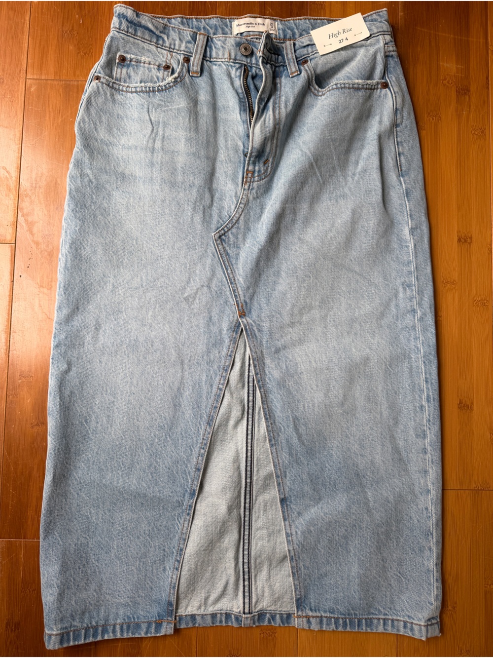 Woman denim skirt
